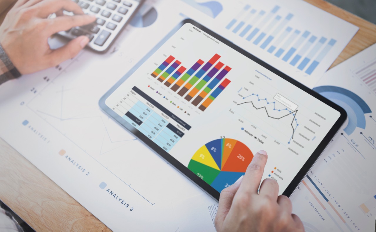 analisis data penjualan barang